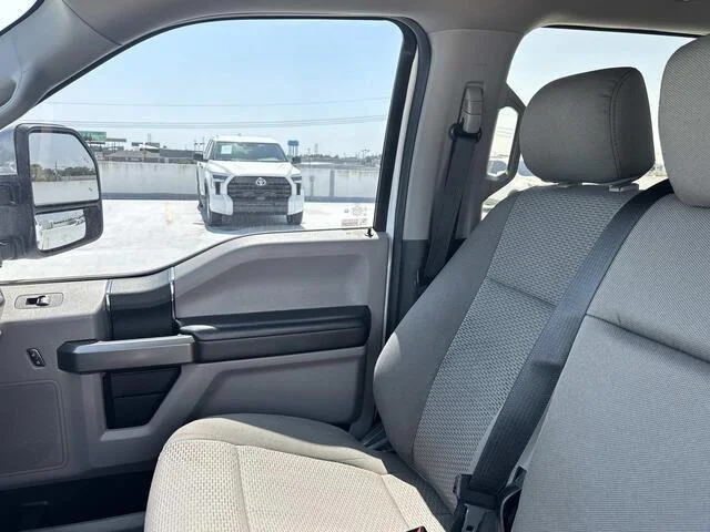 Used 2021 Oxford White Ford XLT image 15