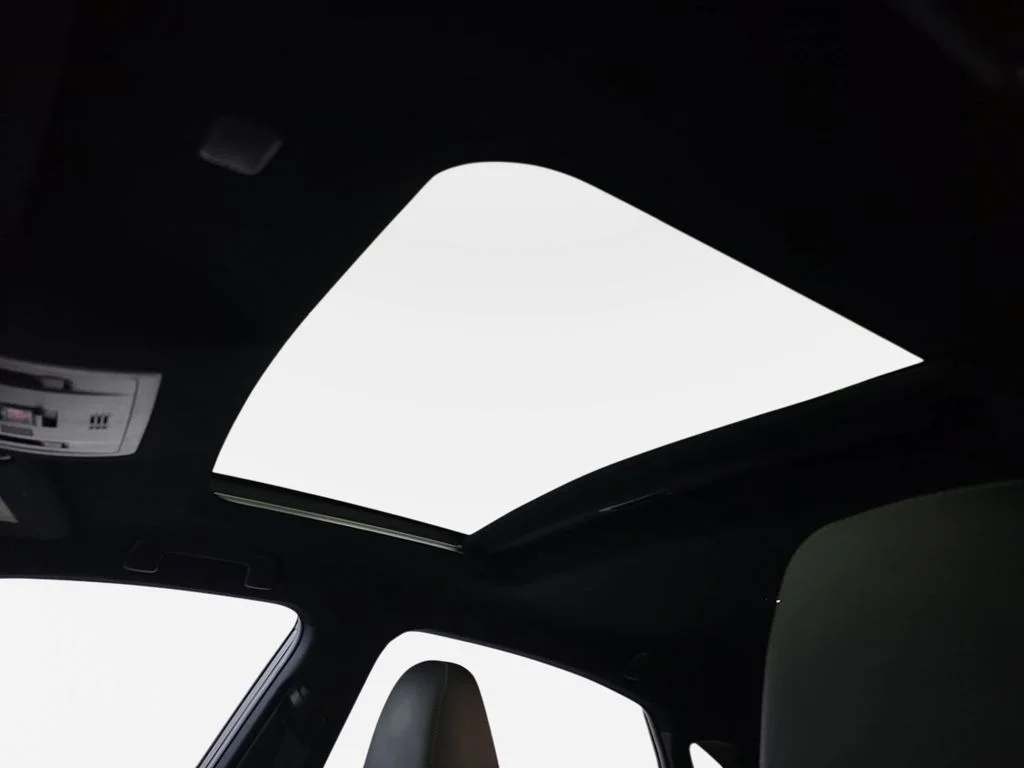 Used 2021 White Lexus 300 F Sport image 31