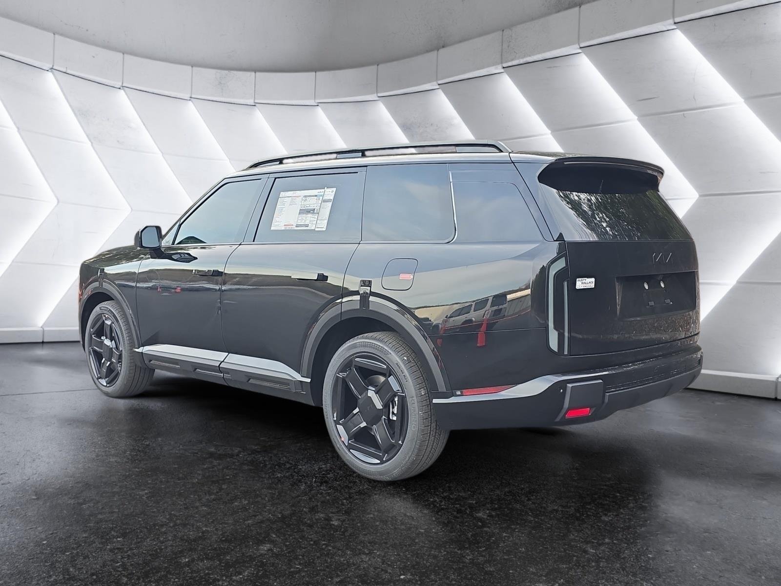 New 2027 Ebony Black Kia X-Line EX image 3