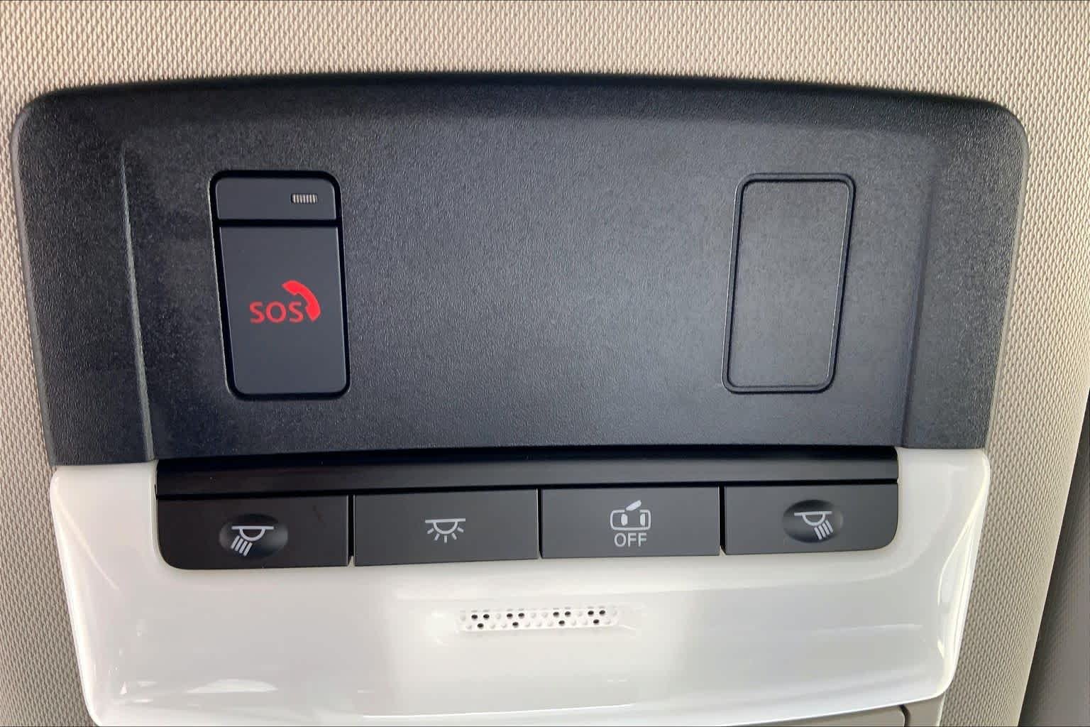 Used 2025 Brilliant Silver Metallic Nissan SV image 56