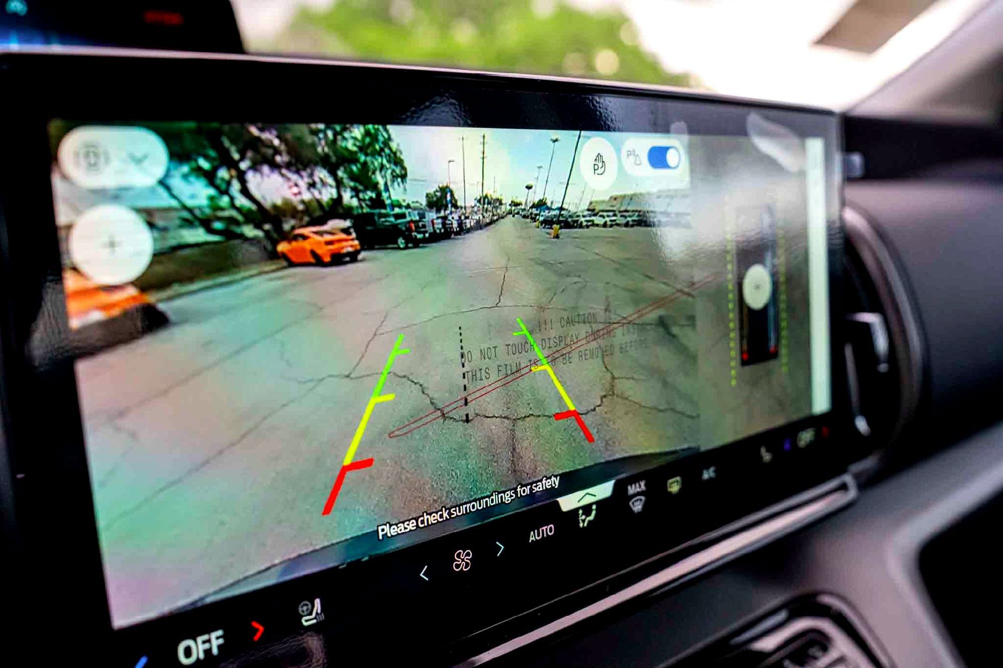 2025 Ford Expedition Active - Photo 15