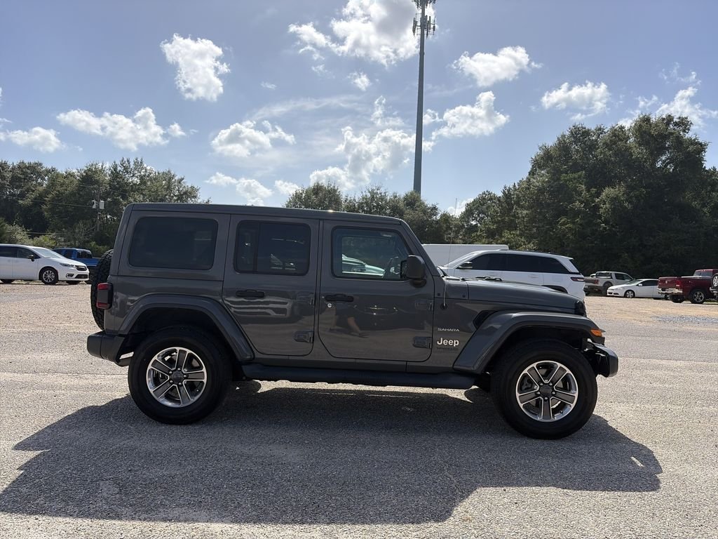 Used 2021 Gray Jeep Unlimited Sahara image 7