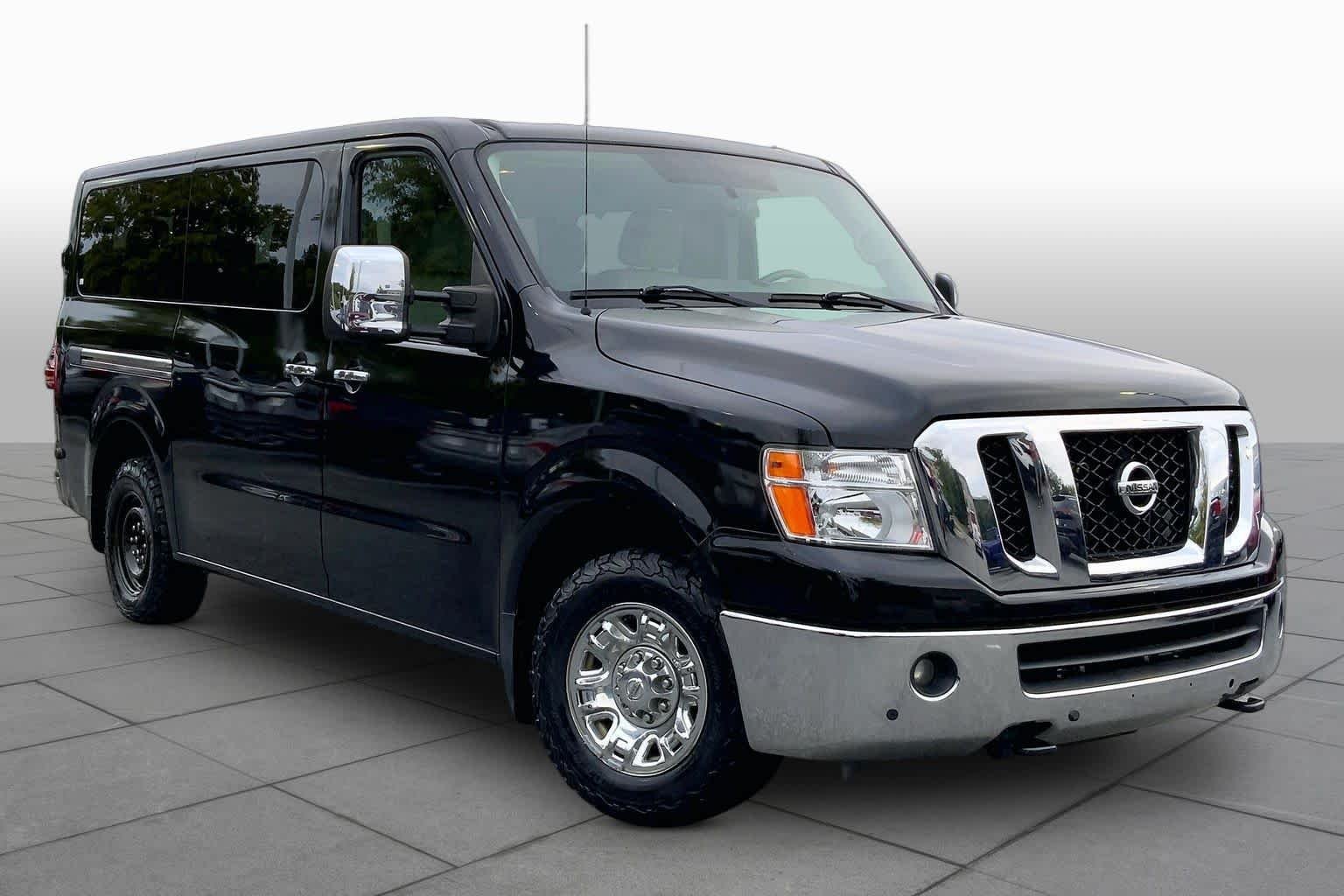 Used 2021 Super Black Nissan NV3500 HD SL image 3