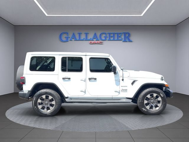 Used 2018 White Jeep Sahara 4x4 image 3