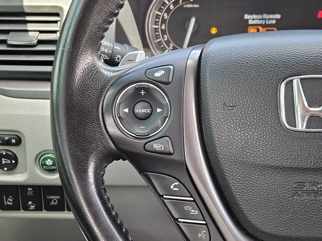 Used 2023  Honda RTL image 29