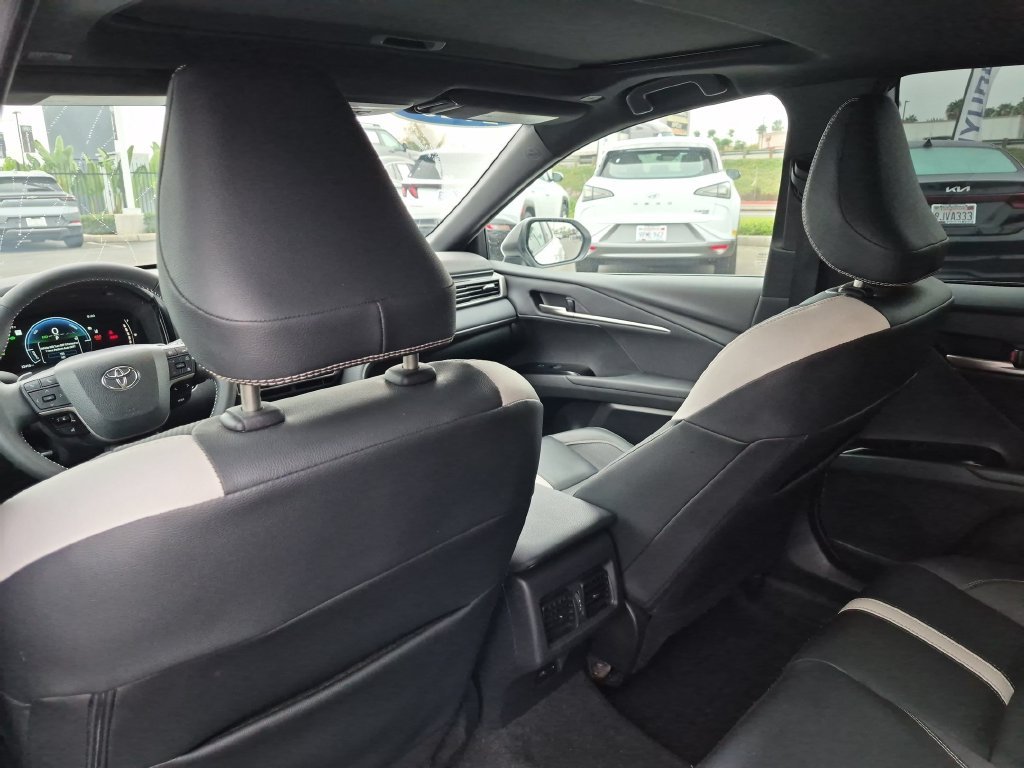 Used 2025 White Toyota SE image 29