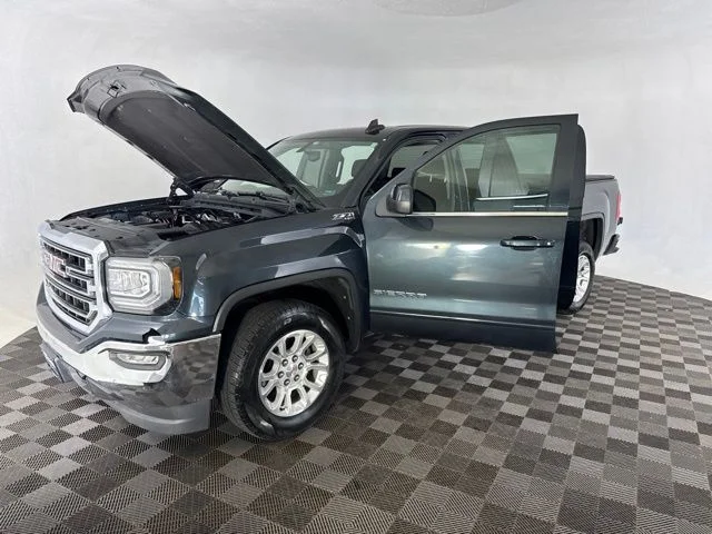 Used 2017 Gray GMC SLE image 12