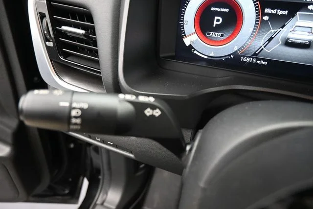 Used 2023 Black Nissan Platinum image 19