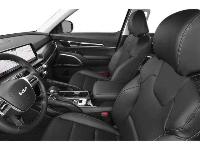 Certified Used 2023 Everlasting Silver Kia S image 13