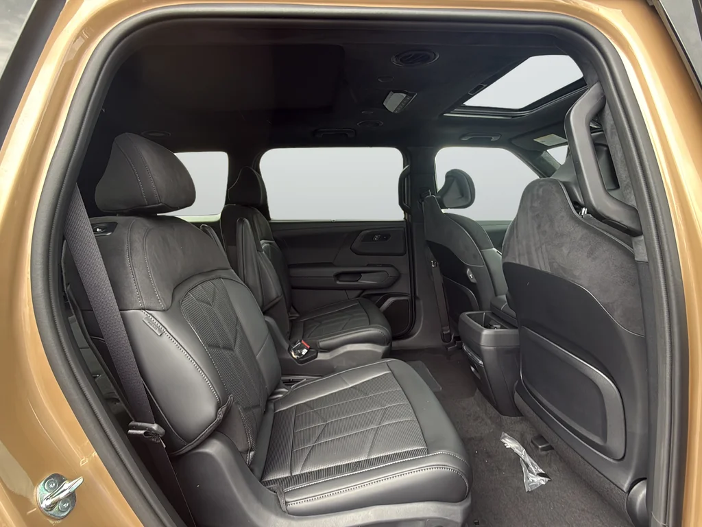 New 2027 Brown Kia X-Pro SX-Prestige image 13