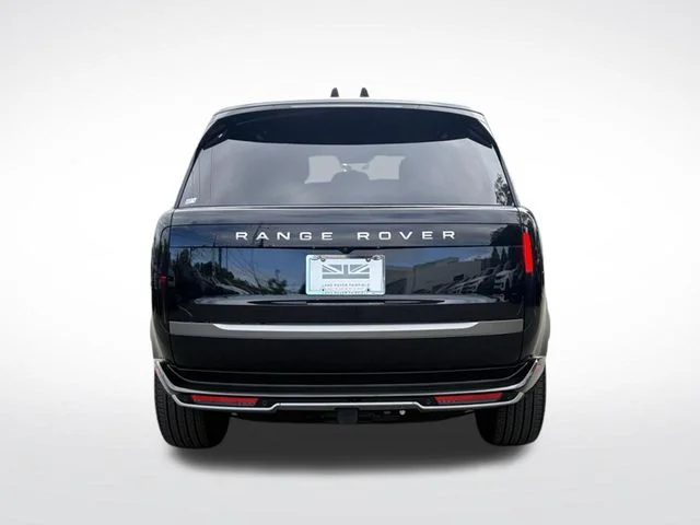 New 2026 Santorini Black Land Rover SE image 7