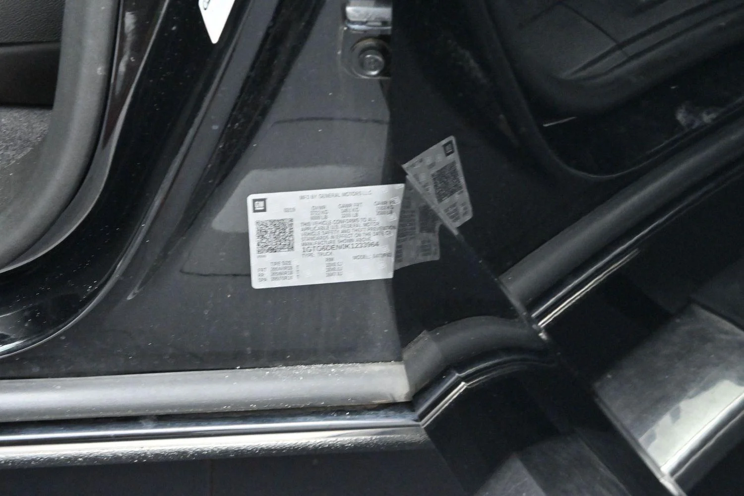 Used 2019 Onyx Black GMC 4WD SLT image 40