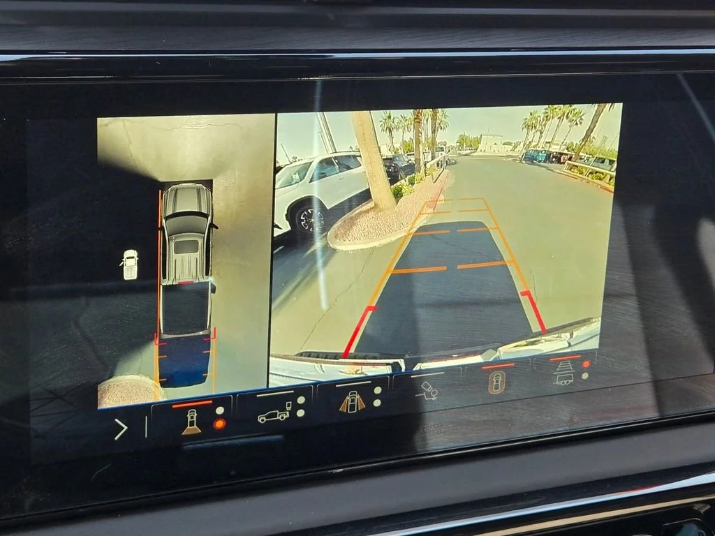 Used 2025 Summit White GMC AT4X image 20