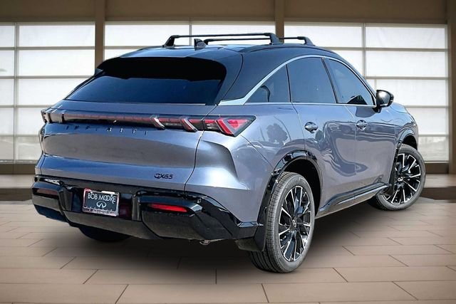 New 2027 2T MNBW BLUE INFINITI AUTOGRAPH image 2