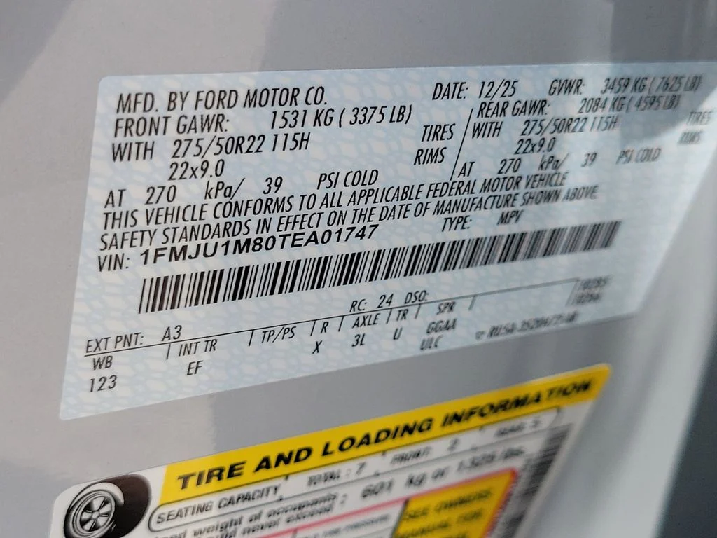 New 2026 Space Silver Metallic Ford Platinum® image 30