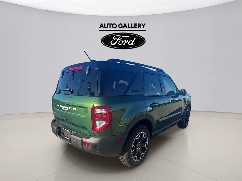 New 2025 Eruption Green Metallic Ford Outer Banks® image 5