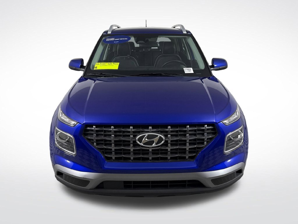 2024 Hyundai Venue Limited - Photo 11