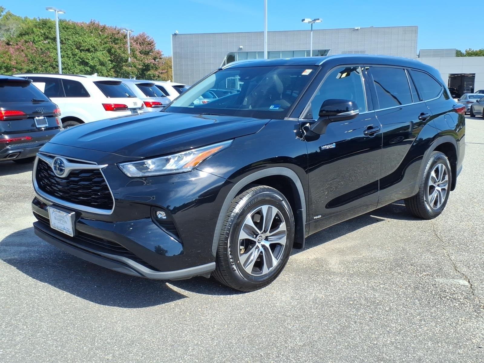 2020 Toyota Highlander Hybrid XLE