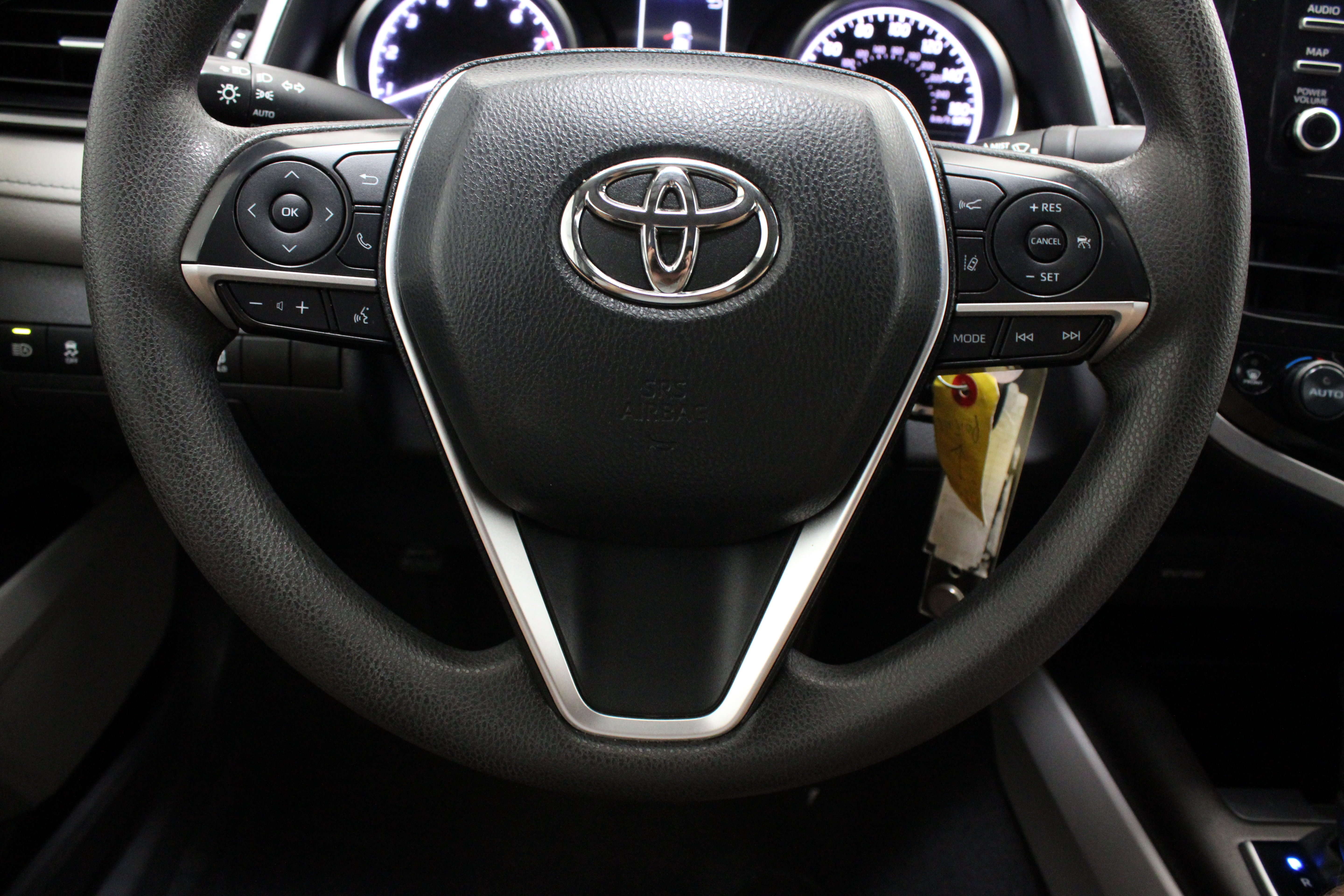 Certified Used 2022 Celestial Silver Metallic Toyota LE 2.5L image 22