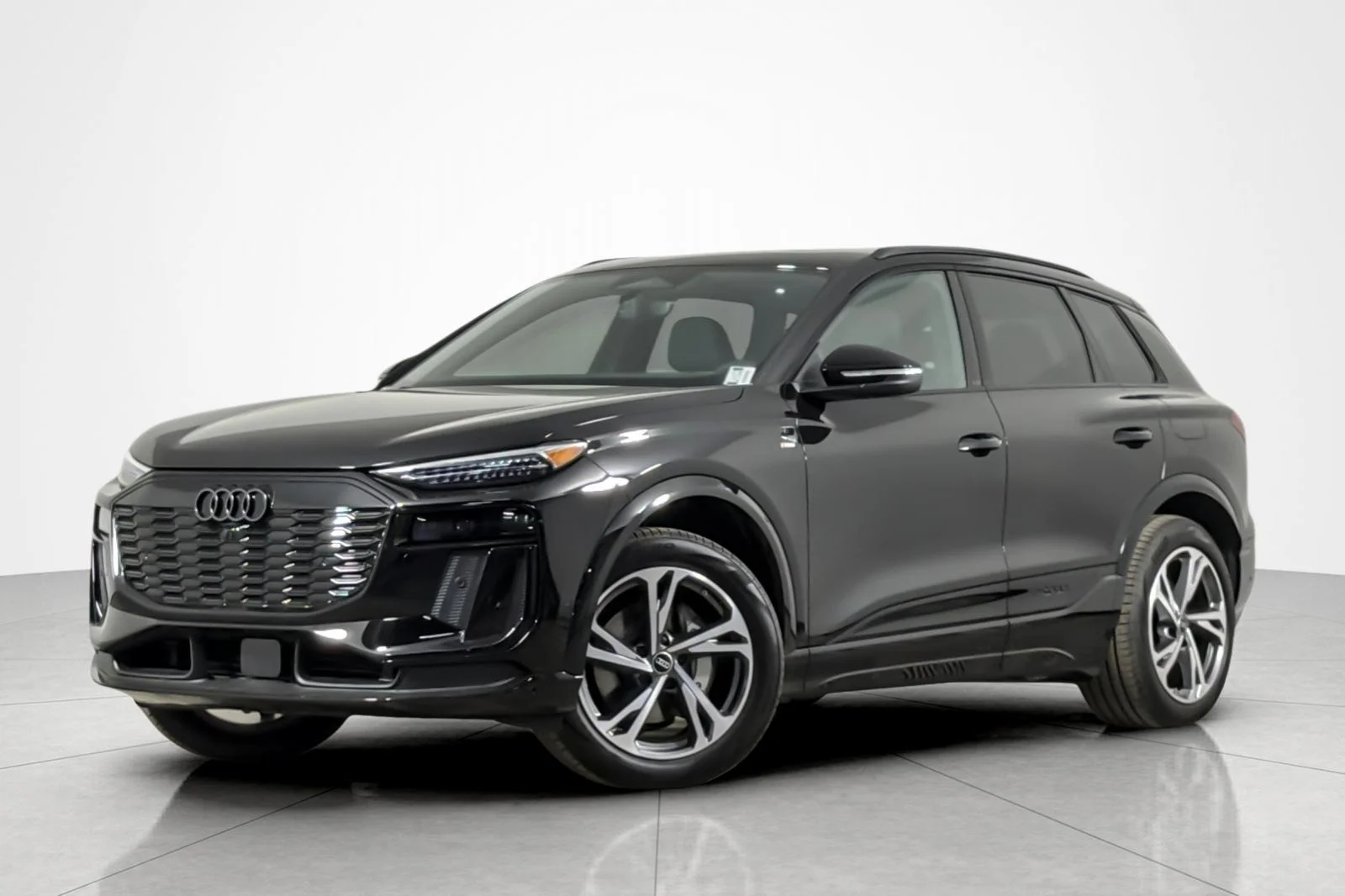 2027 Audi Q6 e-tron Premium Plus quattro's photo