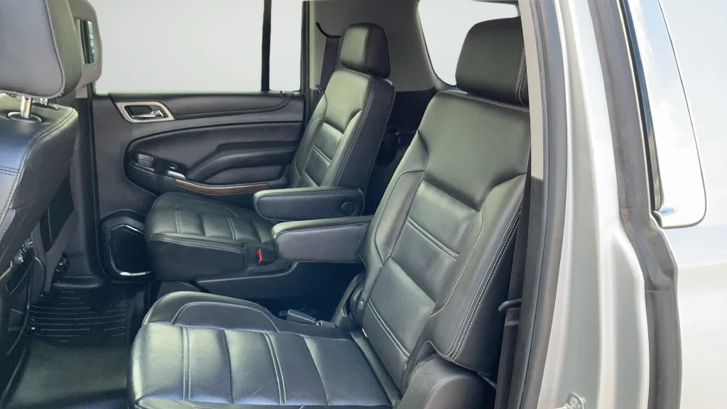 Used 2020 QUICKSILVER METALLIC GMC Denali image 20