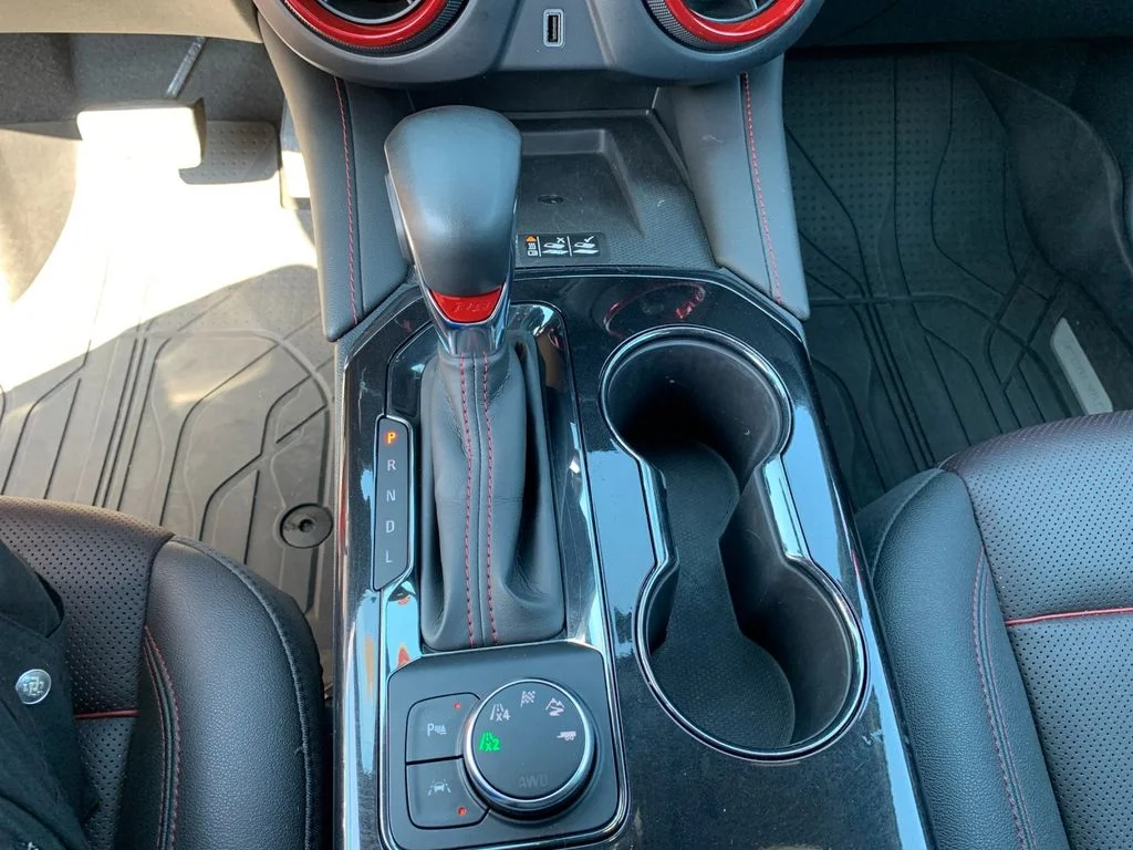 Used 2023 Red Chevrolet RS image 27