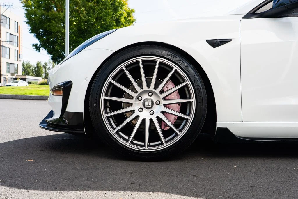 Used 2022 White Tesla Long Range image 7