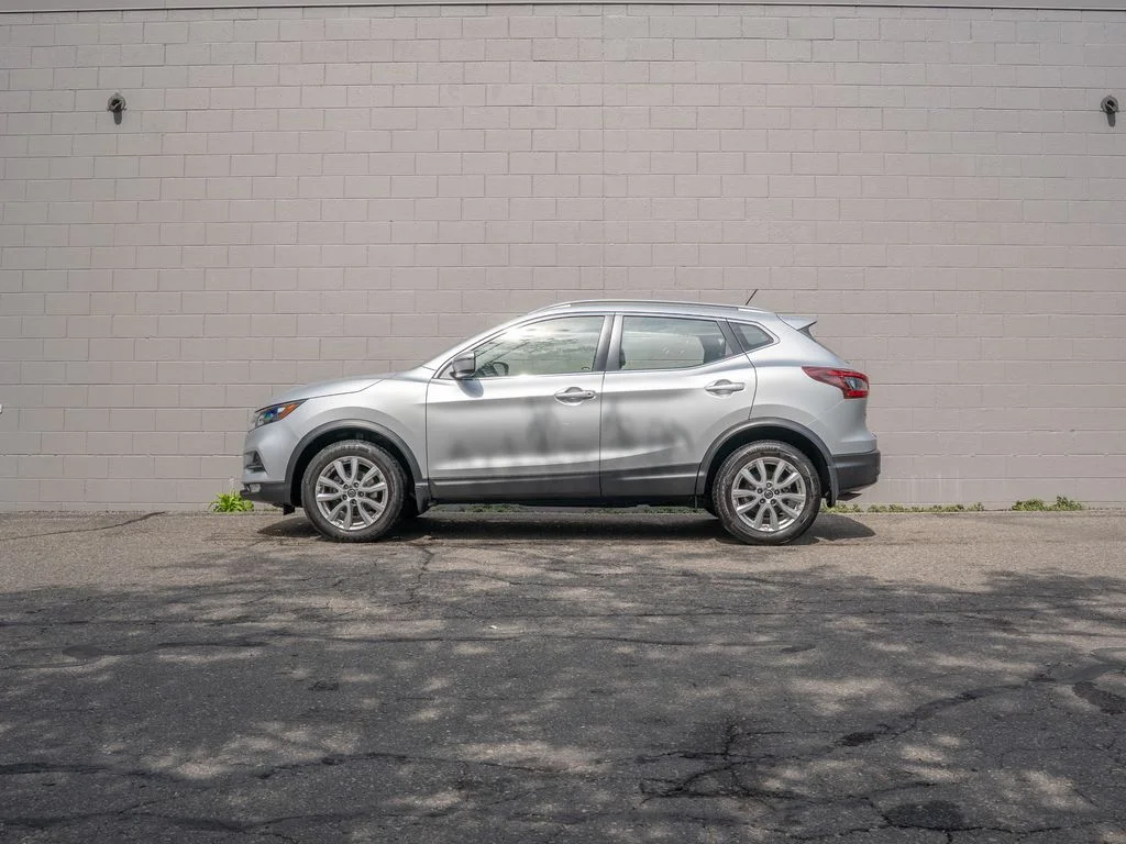 Used 2020 Brilliant Silver Metallic Nissan SV image 2