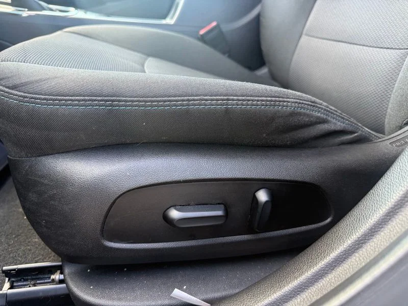 Used 2018 Gray Chevrolet LT image 4