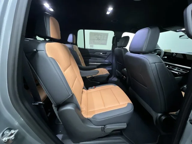 New 2027 Sterling Gray Metallic Chevrolet Z71 image 27