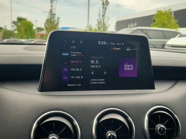 Used 2019 Blue Kia GT2 image 20