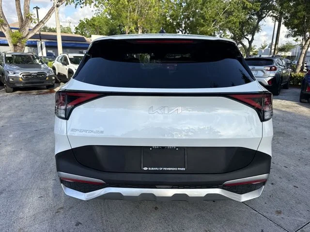 2023 Kia Sportage LX - Photo 23