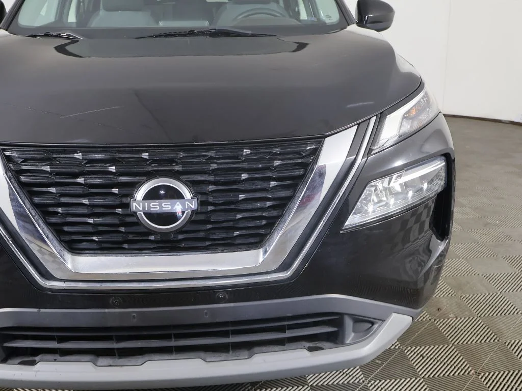 Used 2023 Black Nissan SV image 12