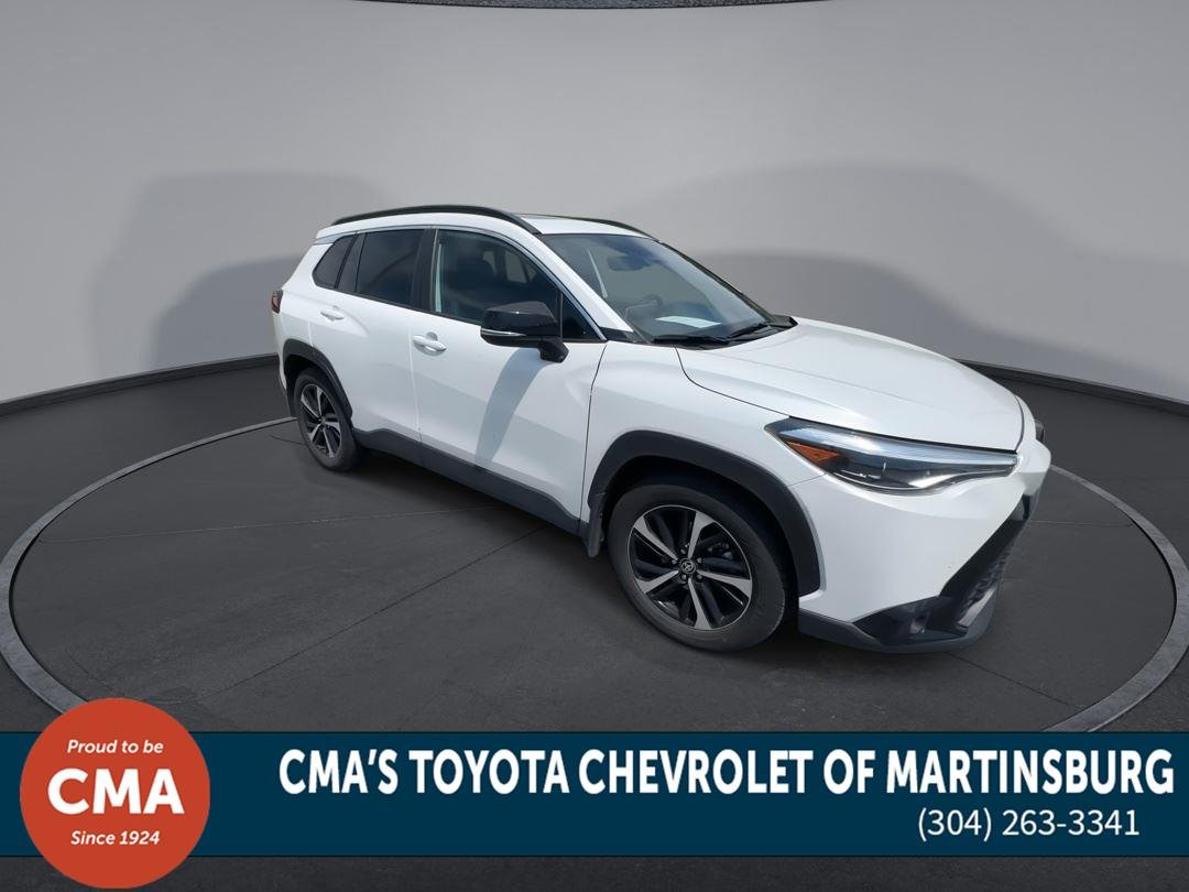 Used 2025 Wind Chill Pearl Toyota XSE image 2