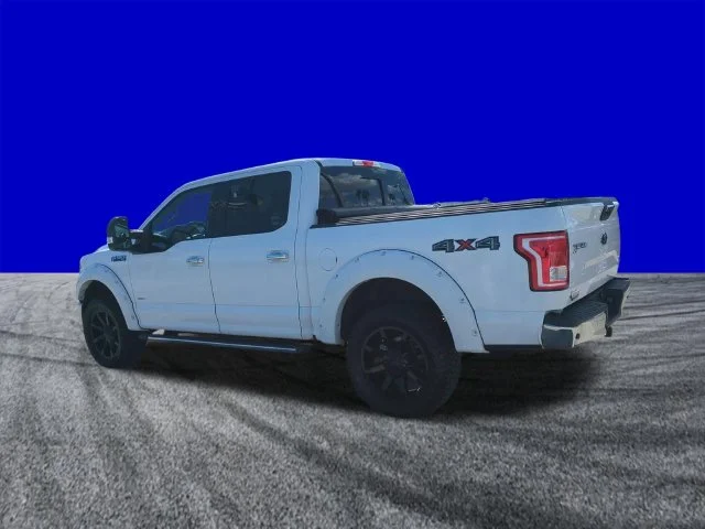 Used 2016 Oxford White Ford XLT image 6
