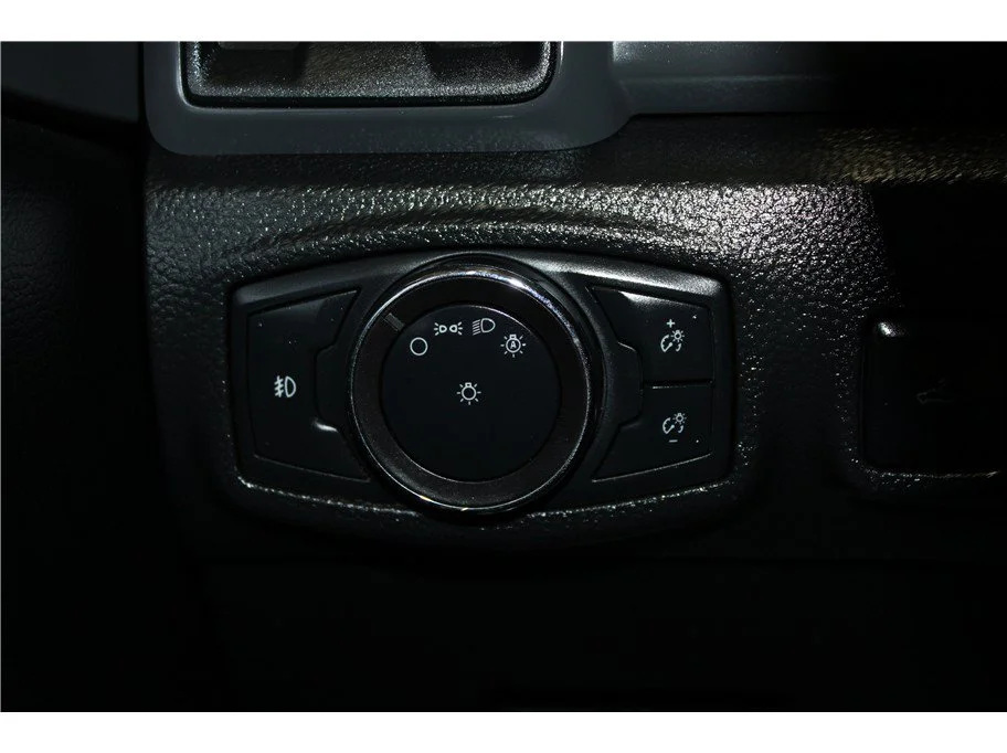 Used 2019 White Ford XL Pickup 4D 5 ft image 24