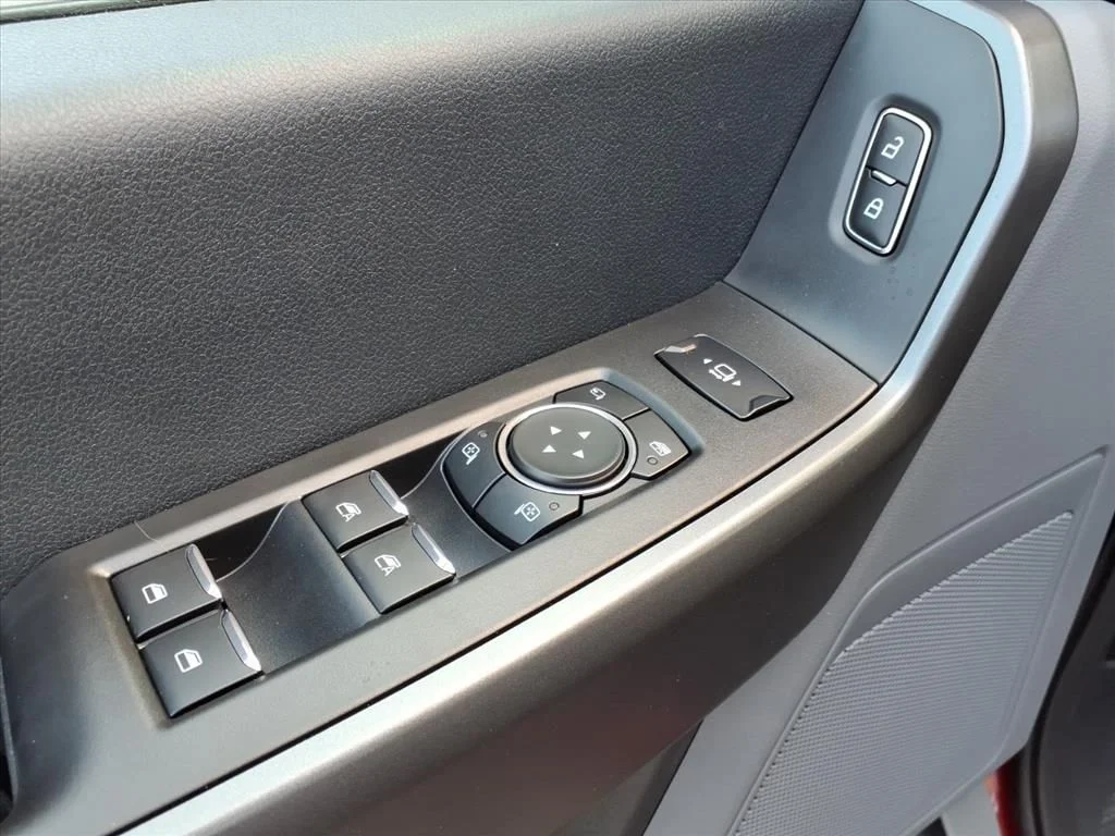 2026 Ford F-250 Super Duty XLT - Photo 15