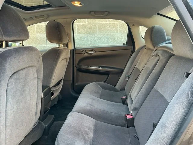 Used 2012 Gray Chevrolet LT image 21