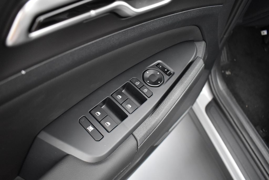 New 2026 Wolf Gray Kia EX image 6