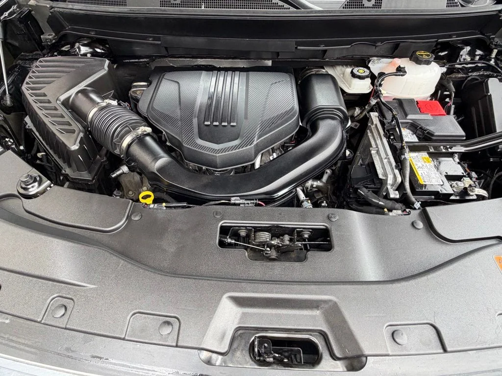 Used 2025 Black GMC Denali image 7