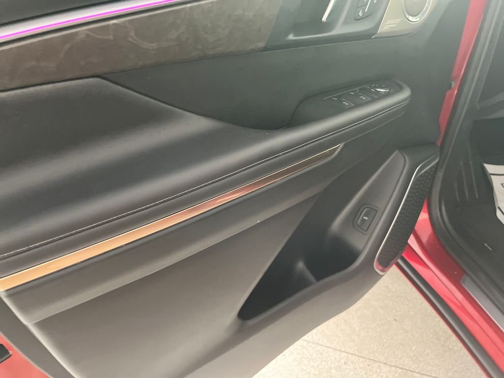 Used 2025 Red Buick Avenir image 11
