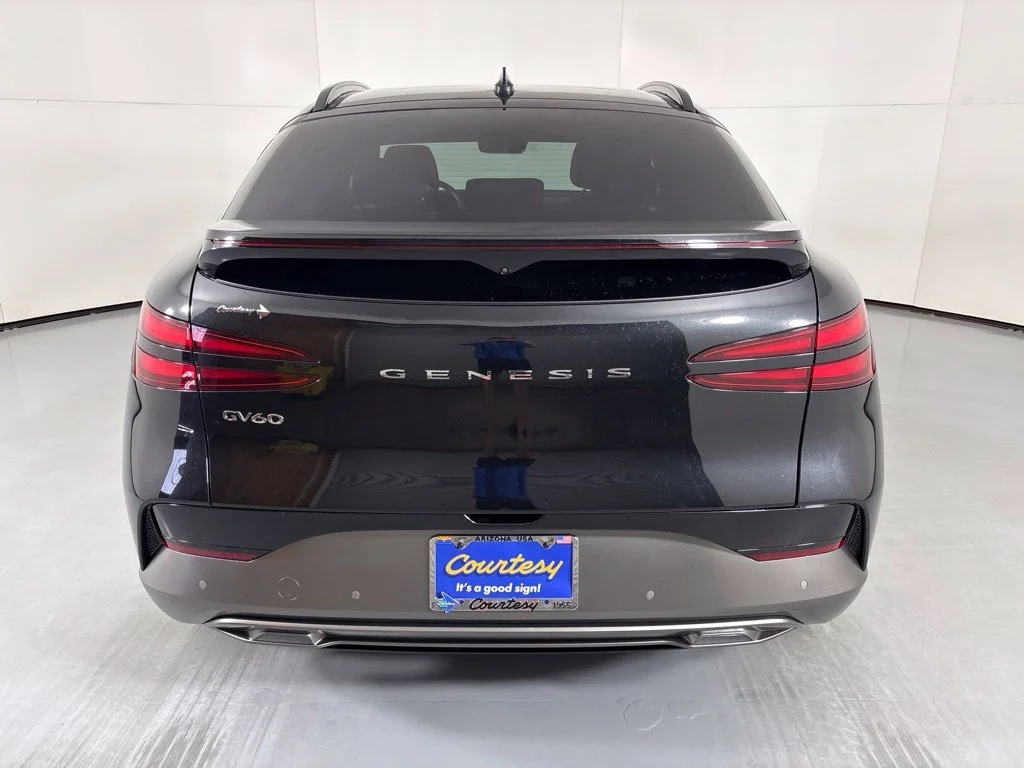 Used 2023 Black Genesis Advanced image 7