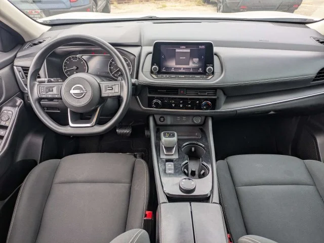 Used 2024 Silver Nissan S image 15