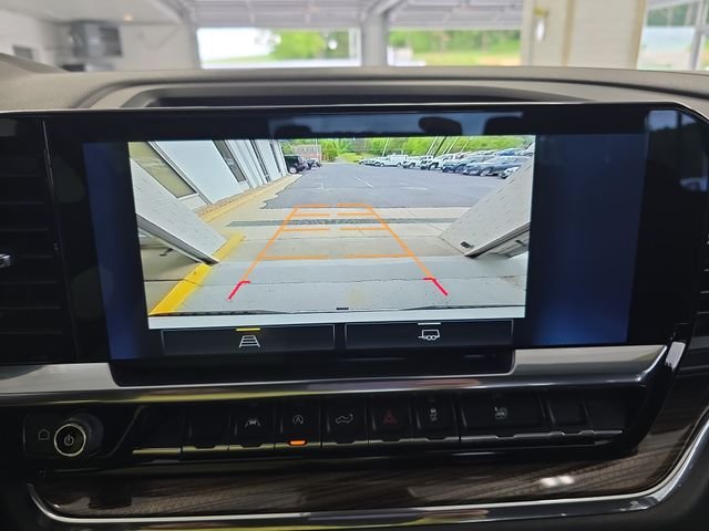 Used 2024 White Chevrolet LT image 16