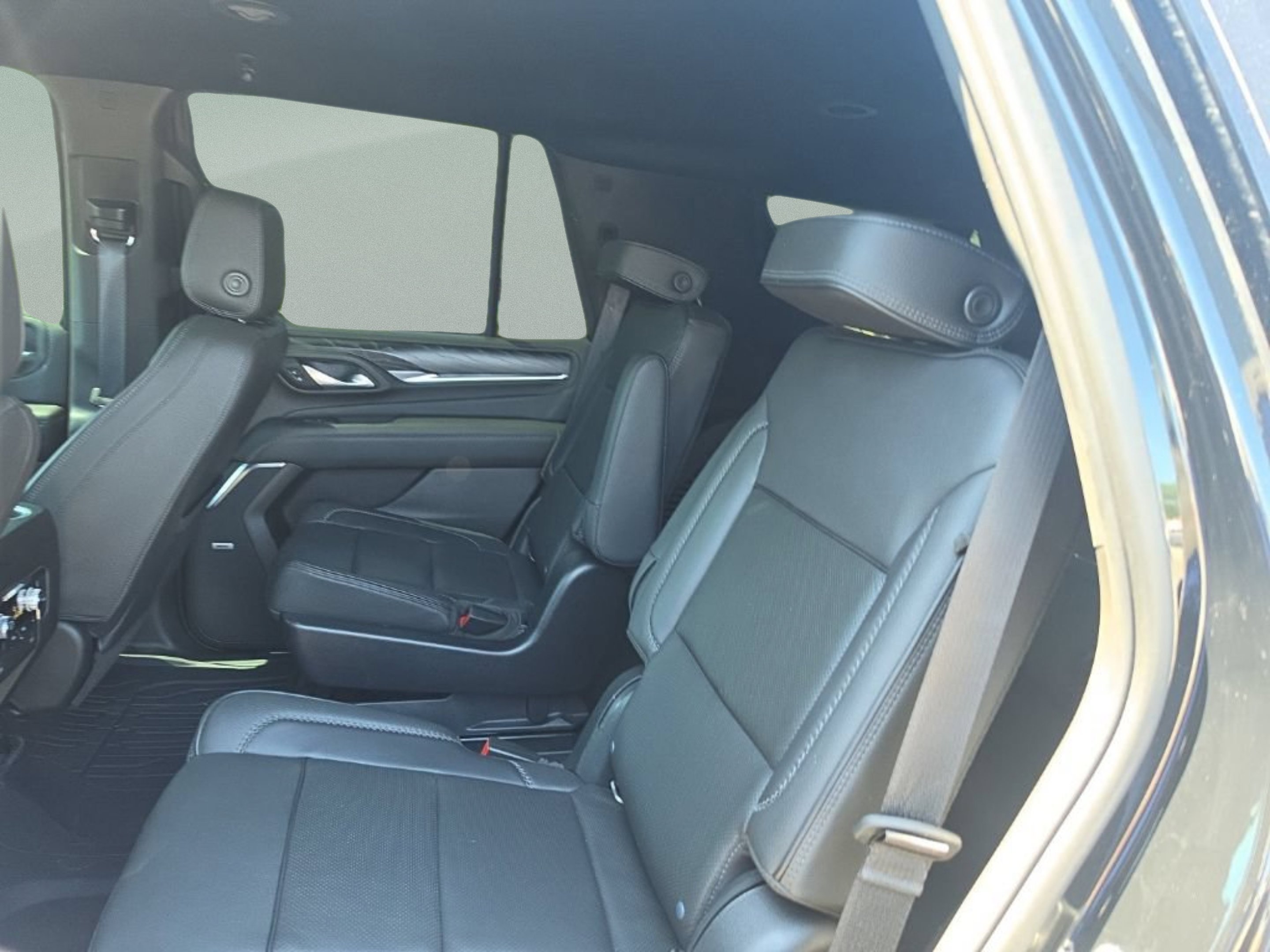 Used 2021 ONYX BLACK GMC Denali image 27