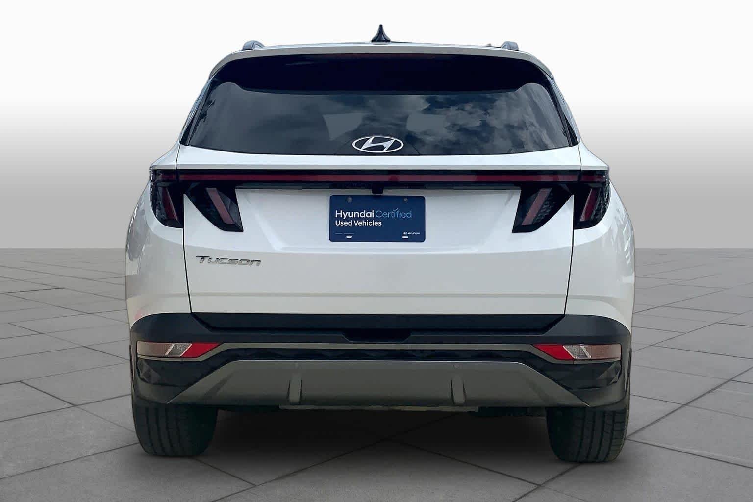 Certified Used 2022 Quartz White Hyundai Limited image 5