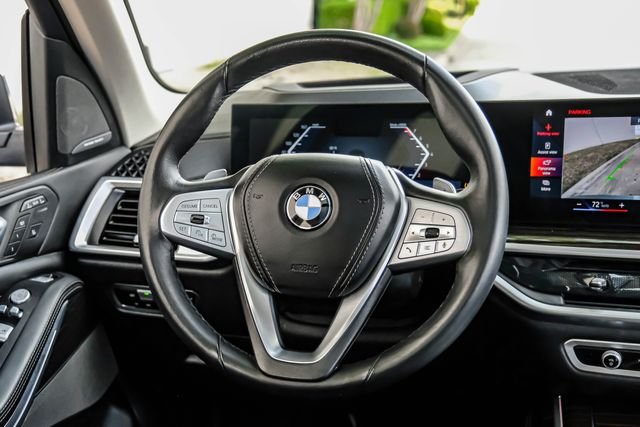 Used 2023 Blue BMW xDrive40i image 19