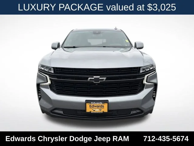Used 2023 Gray Chevrolet RST image 2