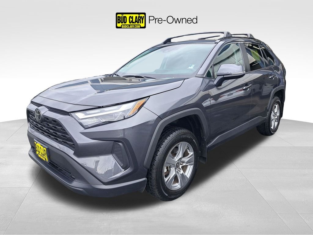 2024 Toyota RAV4 XLE AWD's photo