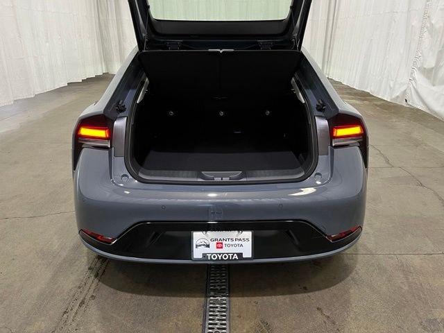 New 2027 Guardian Gray Toyota  XLE image 11